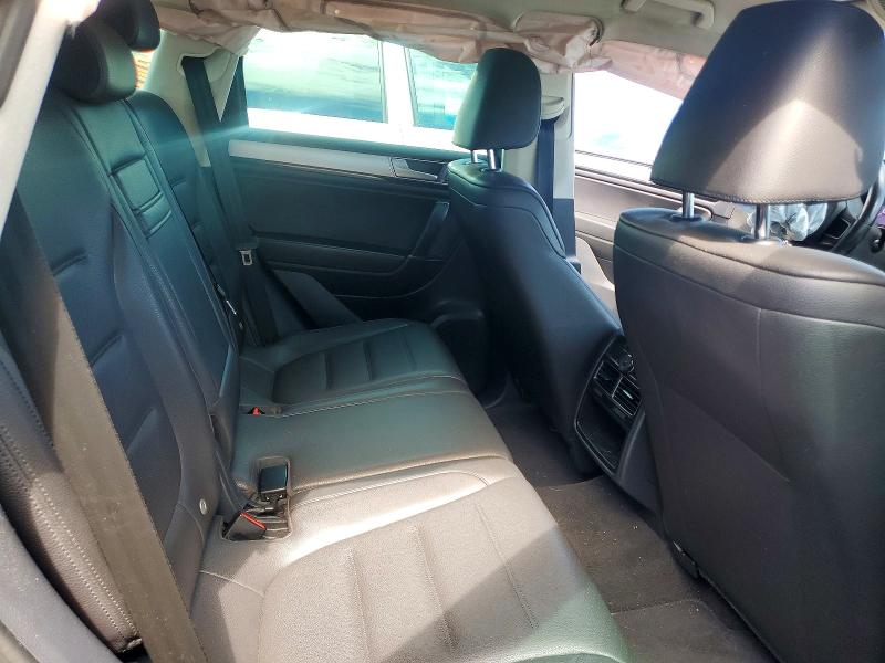 2016 Volkswagen Touareg მანქანა იყიდება აუქციონზე, vin: WVGEF9BPXGD012447, აუქციონის ნომერი: 63898356