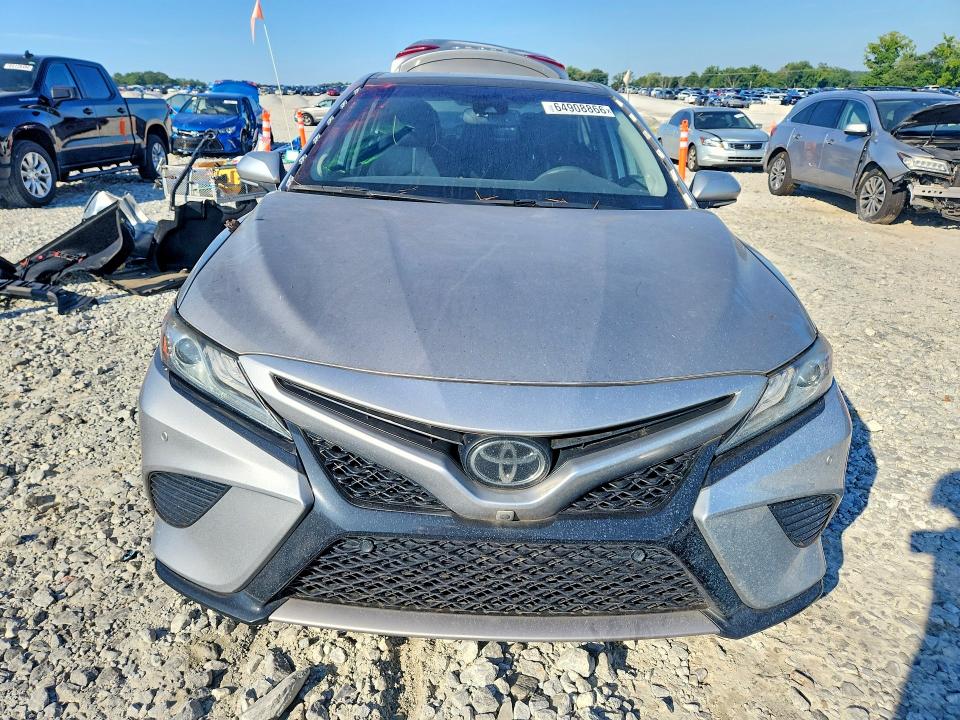 Продаж на аукціоні авто 2019 Toyota Camry, vin: 4T1B61HK4KU740290, номер лоту: 64908866