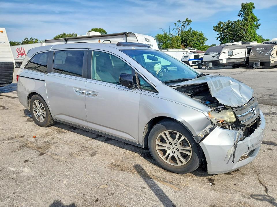 65898256 :رقم المزاد ، 5FNRL5H64CB107174 vin ، 2012 Honda Odyssey مزاد بيع