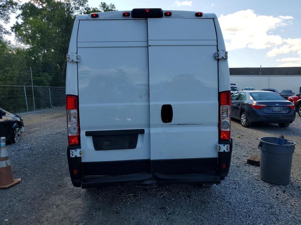 63410446 :رقم المزاد ، 3C6TRVBG2KE500639 vin ، 2019 Ram Promaster 1500 مزاد بيع