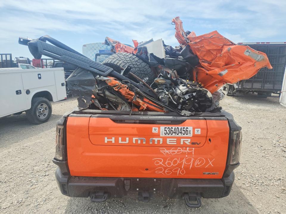 53640456 :رقم المزاد ، 1GT40DDA7RU104079 vin ، 2024 Gmc Hummer Pickup مزاد بيع