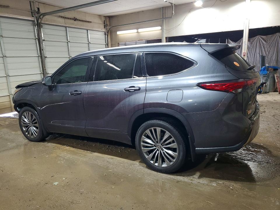 Продаж на аукціоні авто 2020 Toyota Highlander, vin: 5TDFZRBH7LS022845, номер лоту: 63792686