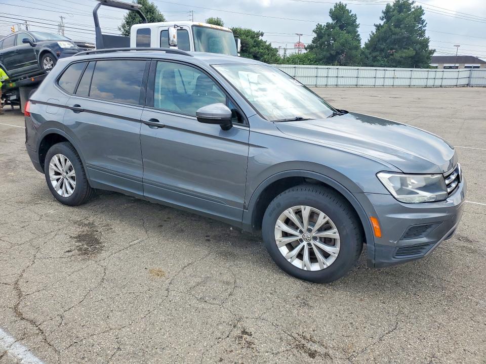 2018 Volkswagen Tiguan მანქანა იყიდება აუქციონზე, vin: 3VV0B7AX6JM055020, აუქციონის ნომერი: 64070196