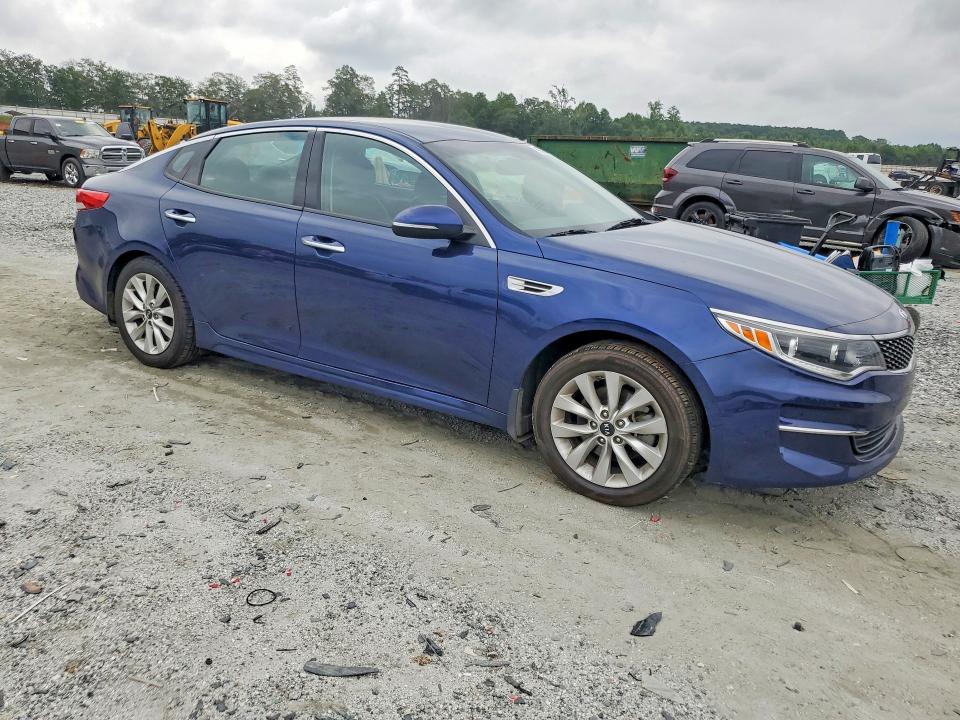 63950876 :رقم المزاد ، 5XXGU4L38HG137021 vin ، 2017 Kia Optima مزاد بيع