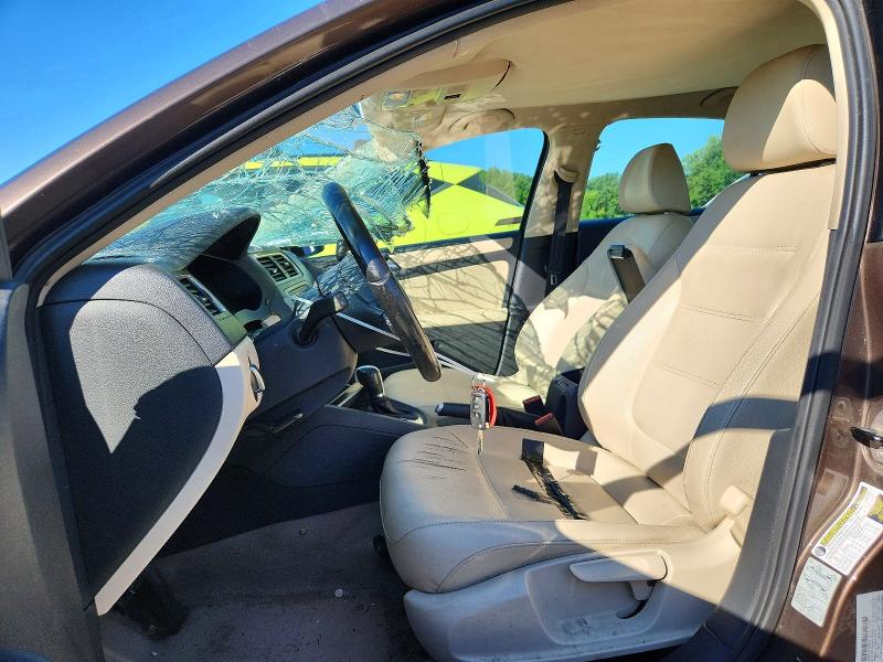 2011 Volkswagen Jetta მანქანა იყიდება აუქციონზე, vin: 3VWDZ7AJ8BM053081, აუქციონის ნომერი: 63176626