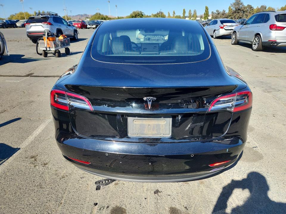 Продажа на аукционе авто 2019 Tesla Model 3, vin: 5YJ3E1EA7KF327120, номер лота: 64124416