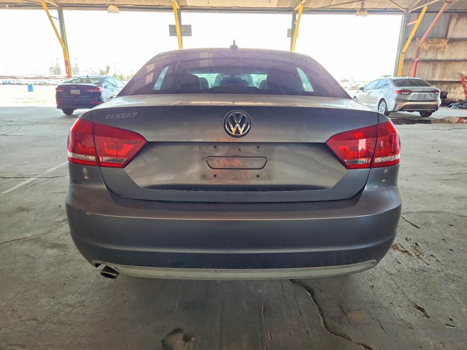 2013 Volkswagen Passat მანქანა იყიდება აუქციონზე, vin: 1VWBP7A34DC009730, აუქციონის ნომერი: 64424756