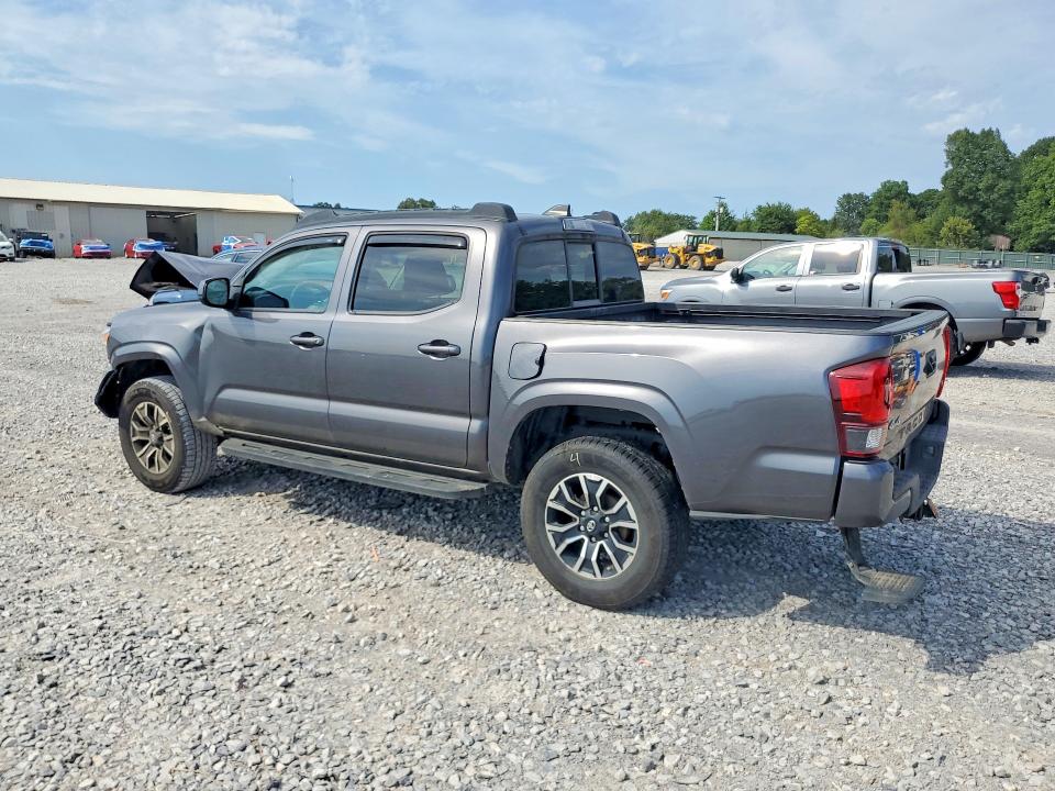 61454946 :رقم المزاد ، 5TFCZ5AN8MX277552 vin ، 2021 Toyota Tacoma مزاد بيع
