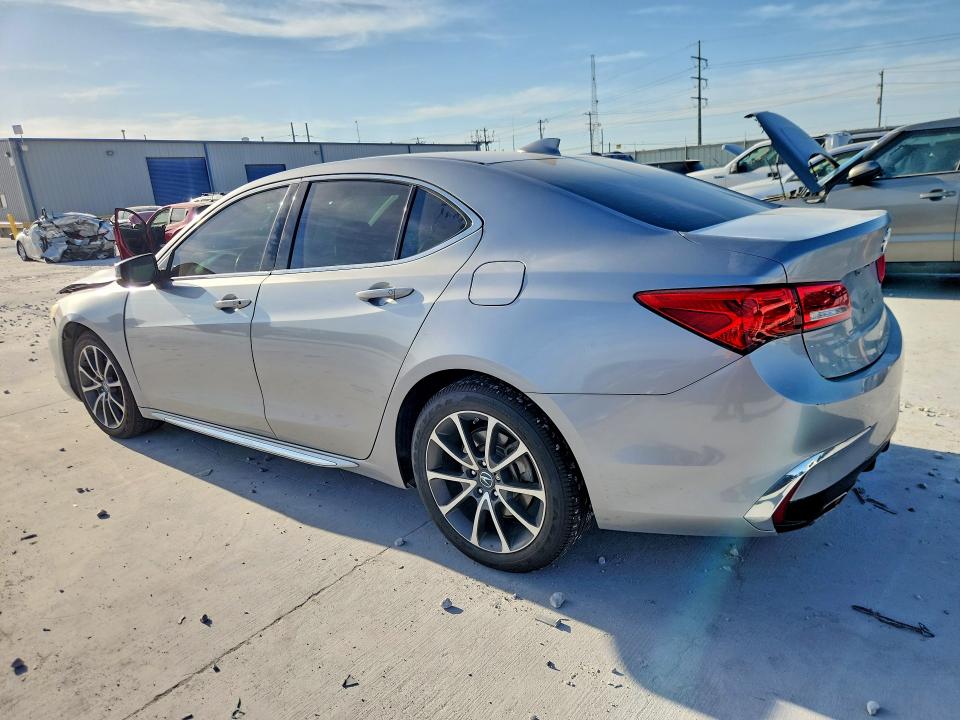 65657496 :رقم المزاد ، 19UUB2F50JA009370 vin ، 2018 Acura Tlx مزاد بيع