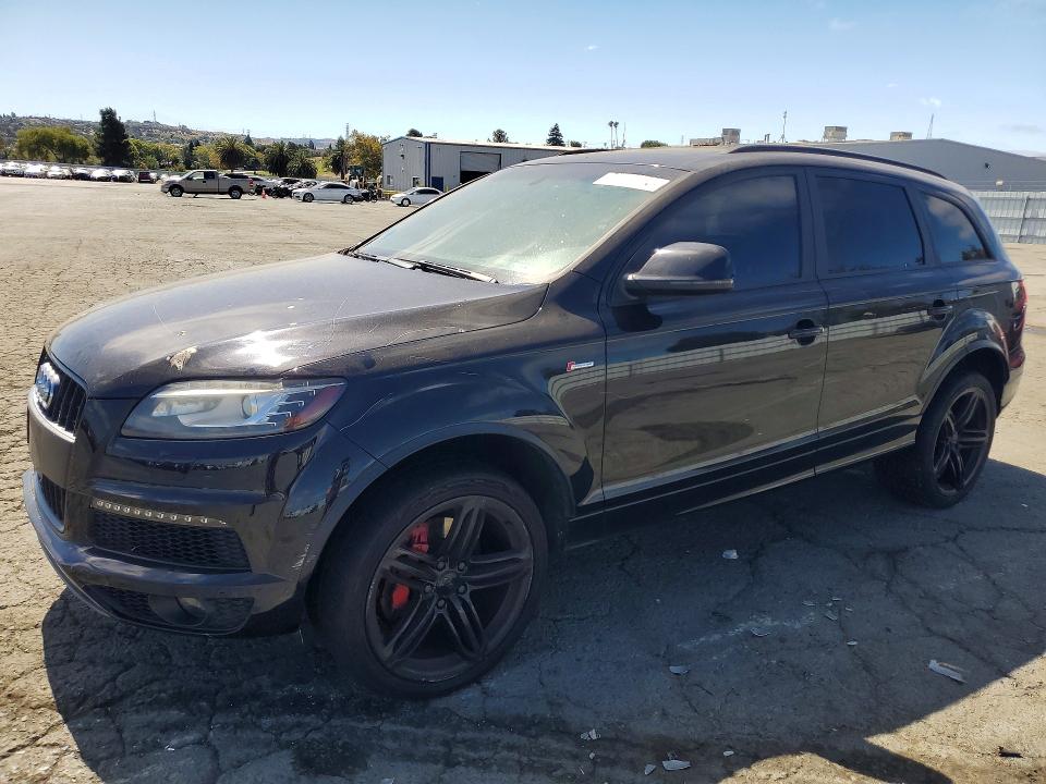 66310156 :رقم المزاد ، WA1DGAFE1FD019786 vin ، 2015 Audi Q7 مزاد بيع