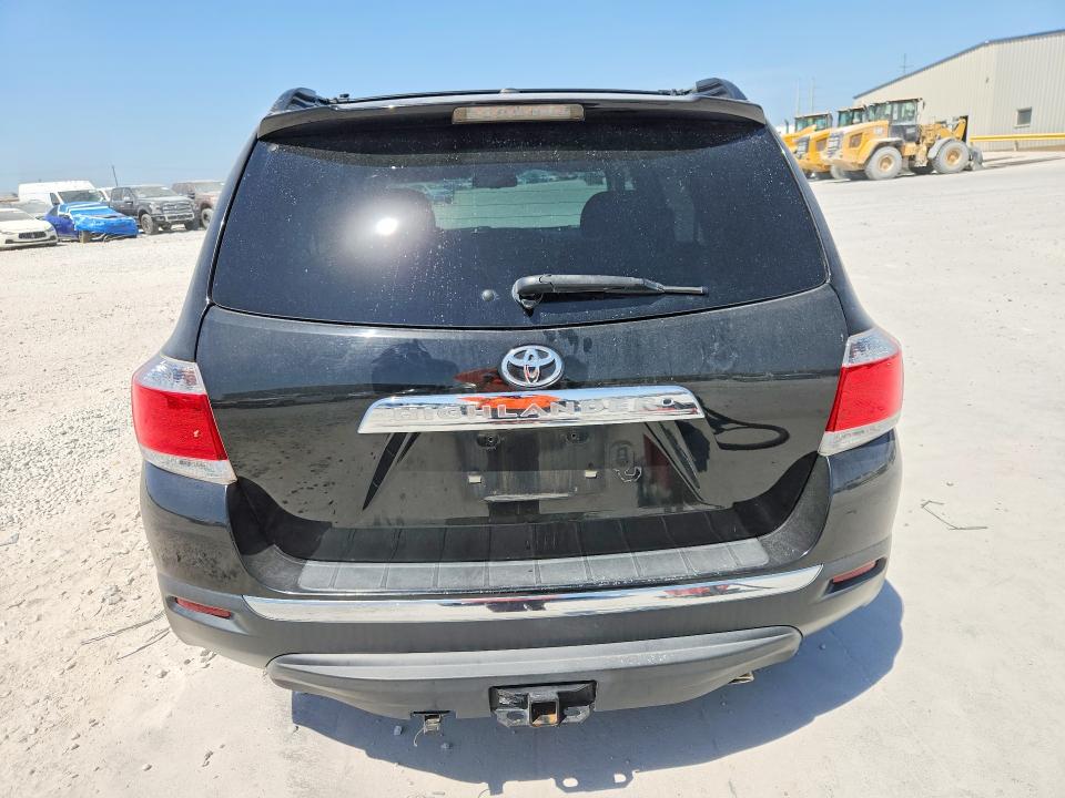 2013 Toyota Highlander მანქანა იყიდება აუქციონზე, vin: 5TDYK3EH8DS133735, აუქციონის ნომერი: 65998916