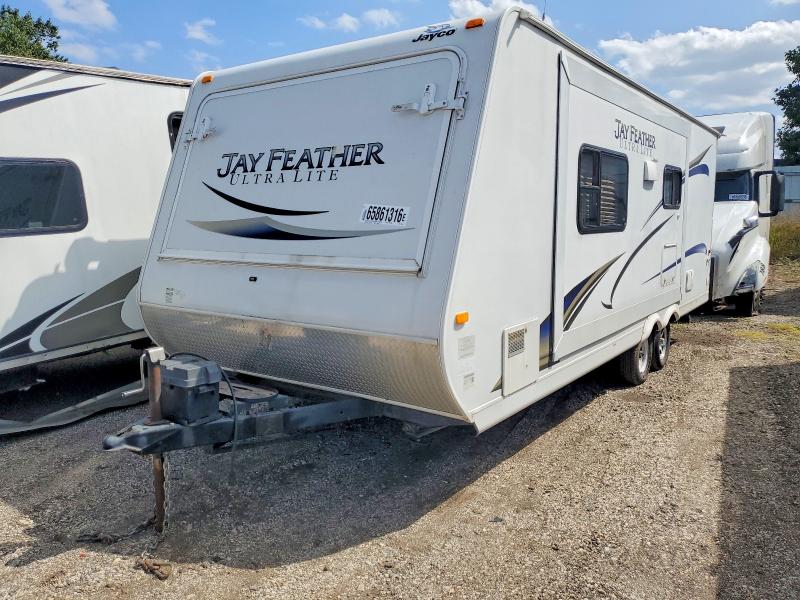 65861316 :رقم المزاد ، 1UJBJHBL6C1JJ0058 vin ، 2012 Jayco Jay Feather مزاد بيع