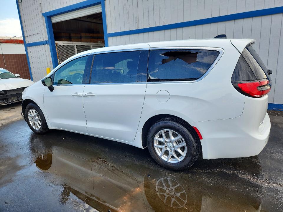Продаж на аукціоні авто 2025 Chrysler Pacifica, vin: 2C4RC1BG7SR612462, номер лоту: 64121016