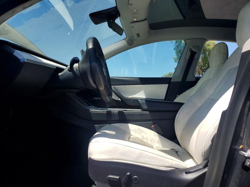 63251146 :رقم المزاد ، 5YJYGDEE6MF216355 vin ، 2021 Tesla Model Y مزاد بيع