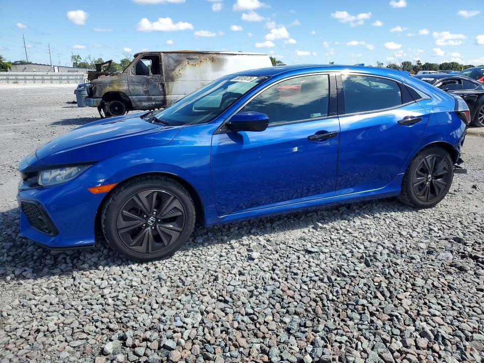 66813476 :رقم المزاد ، SHHFK7H58JU235745 vin ، 2018 Honda Civic مزاد بيع