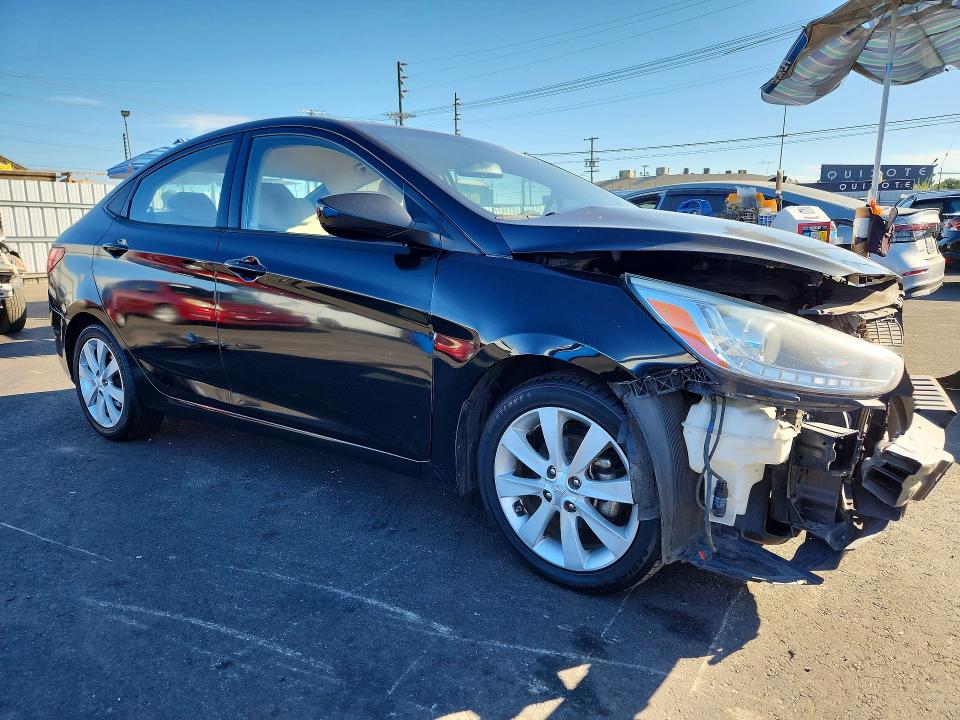 65549786 :رقم المزاد ، KMHCU4AE8EU748123 vin ، 2014 Hyundai Accent مزاد بيع
