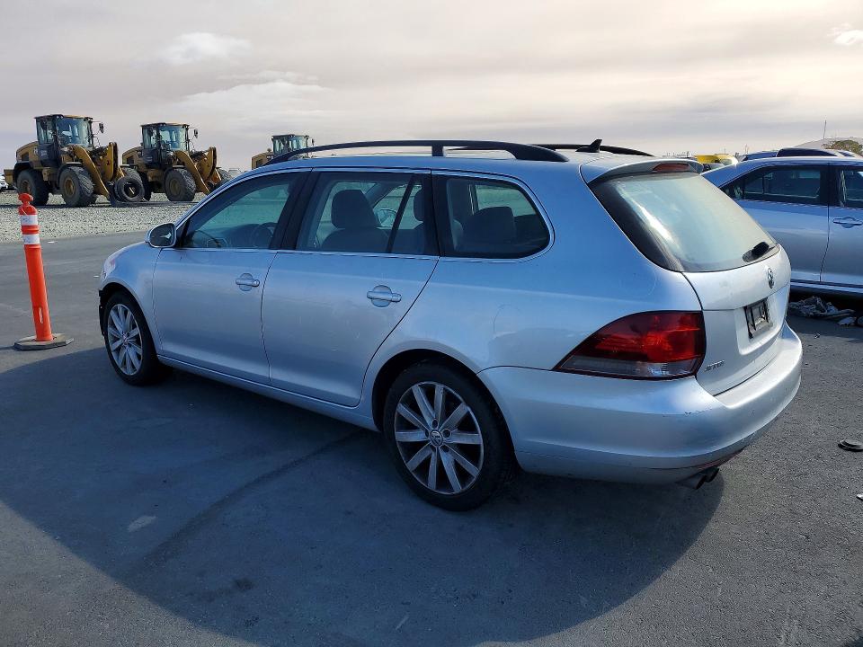 67295056 :رقم المزاد ، 3VWPL7AJ4EM627372 vin ، 2014 Volkswagen Jetta مزاد بيع
