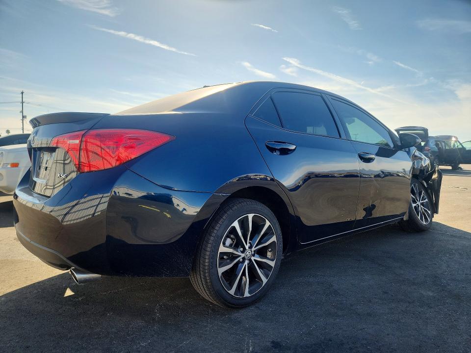 Продажа на аукционе авто 2018 Toyota Corolla, vin: 5YFBURHE9JP766804, номер лота: 65928616