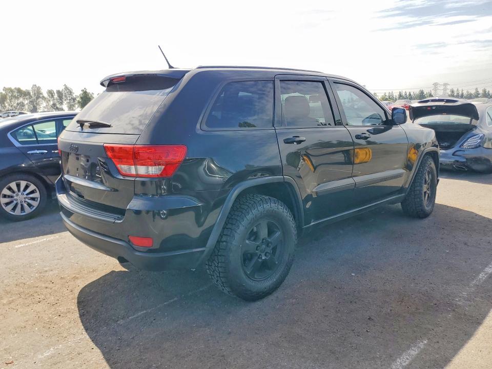 63618076 :رقم المزاد ، 1C4RJEAG2CC282044 vin ، 2012 Jeep Grand Cherokee مزاد بيع