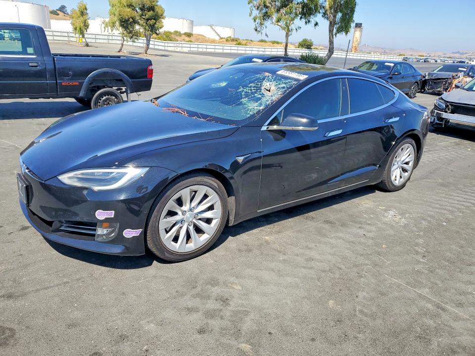 Aukcja sprzedaży 2018 Tesla Model S, vin: 5YJSA1E22JF266757, numer aukcji: 65581706