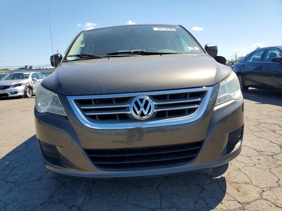 Продаж на аукціоні авто 2010 Volkswagen Routan, vin: 2V4RW3D13AR272341, номер лоту: 65718386