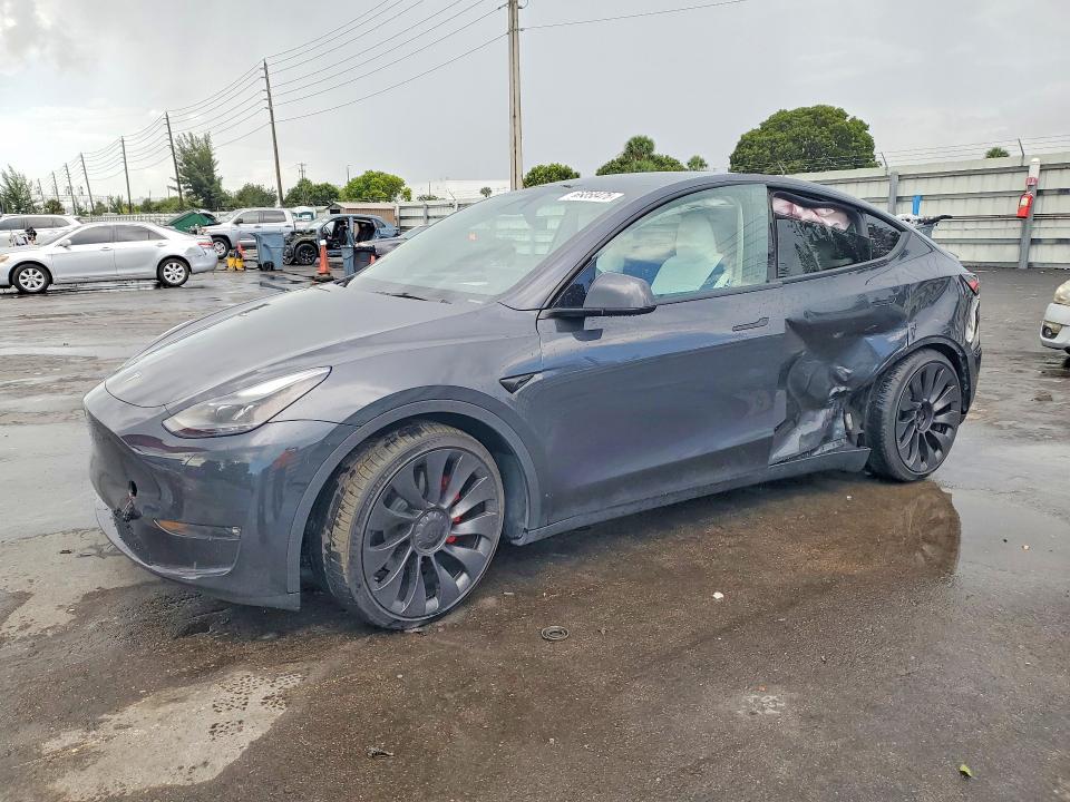 Продажа на аукционе авто 2024 Tesla Model Y, vin: 7SAYGDEF5RF027229, номер лота: 66358476
