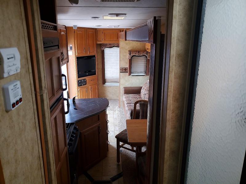Продаж на аукціоні авто 2009 Keystone Laredo, vin: 4YDF265279L601027, номер лоту: 64282026