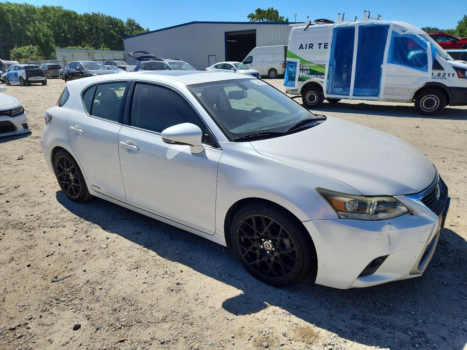 64226756 :رقم المزاد ، JTHKD5BHXF2226054 vin ، 2015 Lexus Ct مزاد بيع