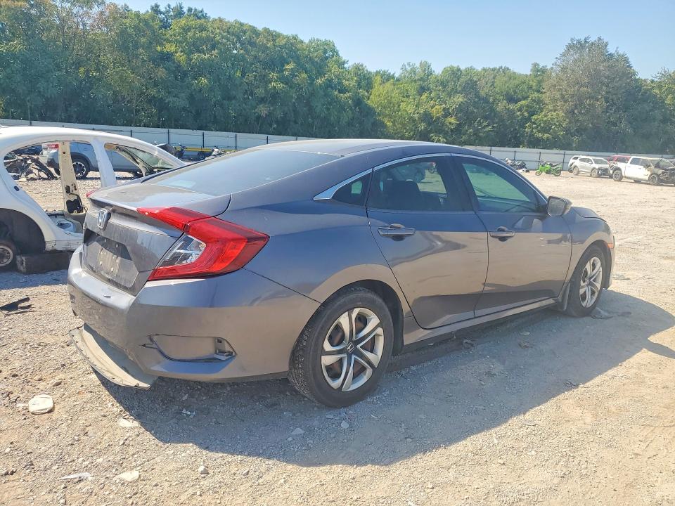 Продаж на аукціоні авто 2018 Honda Civic, vin: 19XFC2F5XJE043821, номер лоту: 66370266