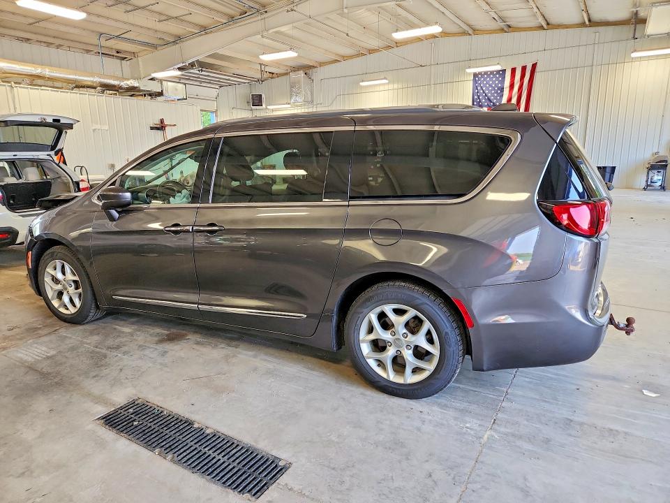 2018 Chrysler Pacifica მანქანა იყიდება აუქციონზე, vin: 2C4RC1EG4JR121468, აუქციონის ნომერი: 63705976