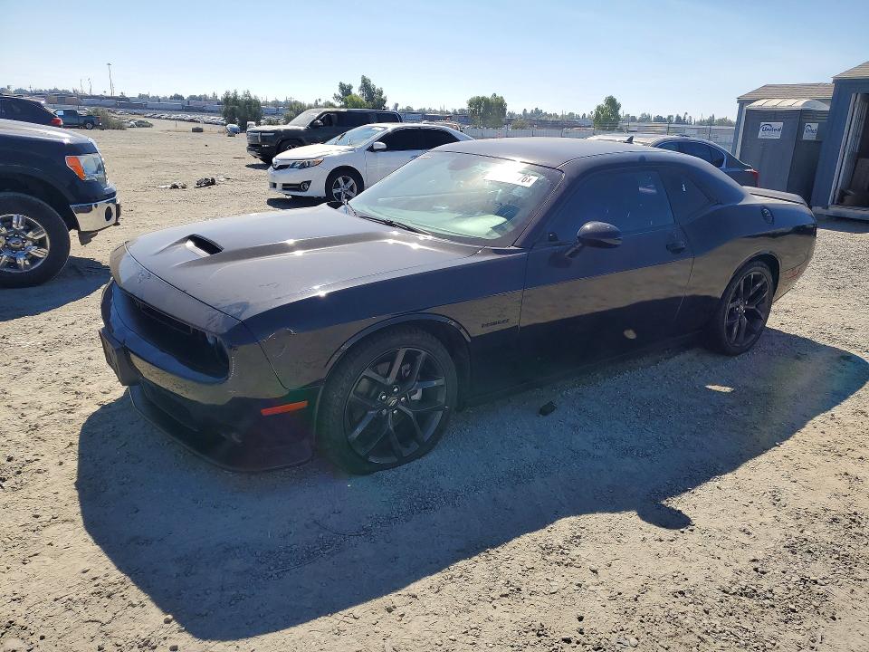 65273176 :رقم المزاد ، 2C3CDZBT0MH637957 vin ، 2021 Dodge Challenger مزاد بيع