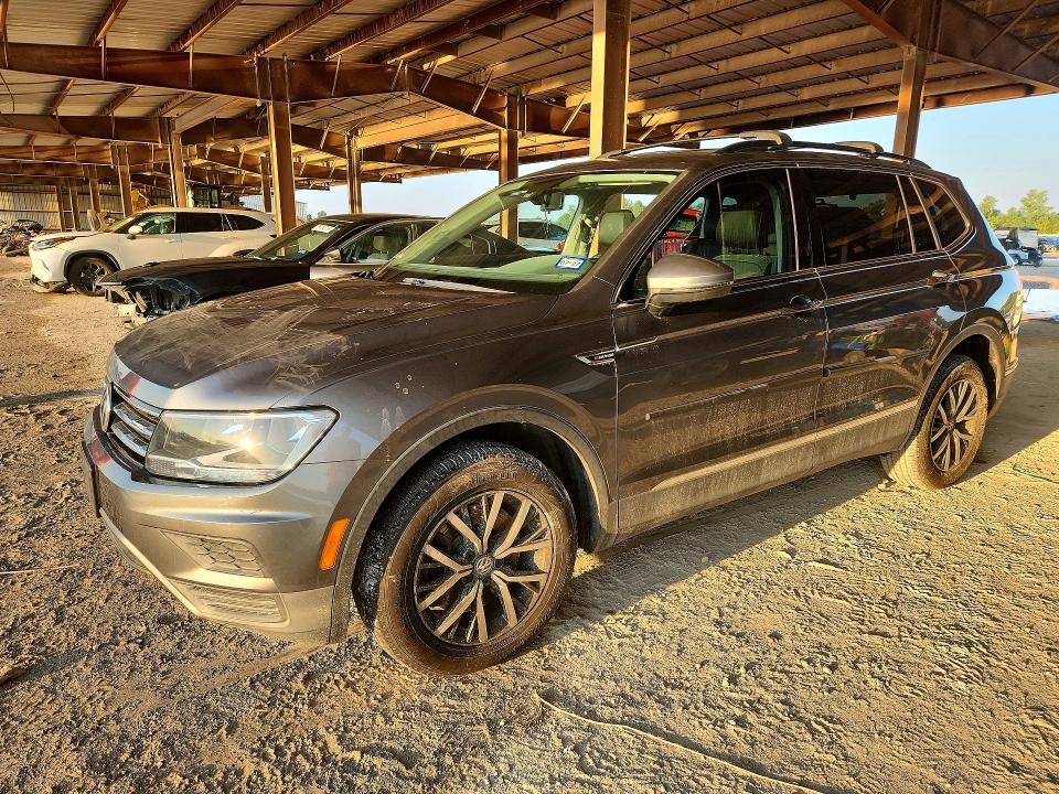 Aukcja sprzedaży 2018 Volkswagen Tiguan, vin: 3VV2B7AX6JM202302, numer aukcji: 66989896