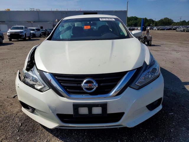 Продаж на аукціоні авто 2017 Nissan Altima, vin: 1N4AL3AP2HC193034, номер лоту: 67121876