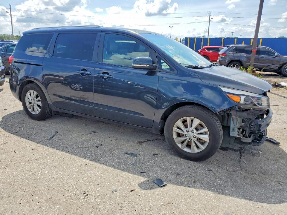 64747666 :رقم المزاد ، KNDMB5C19H6246762 vin ، 2017 Kia Sedona مزاد بيع