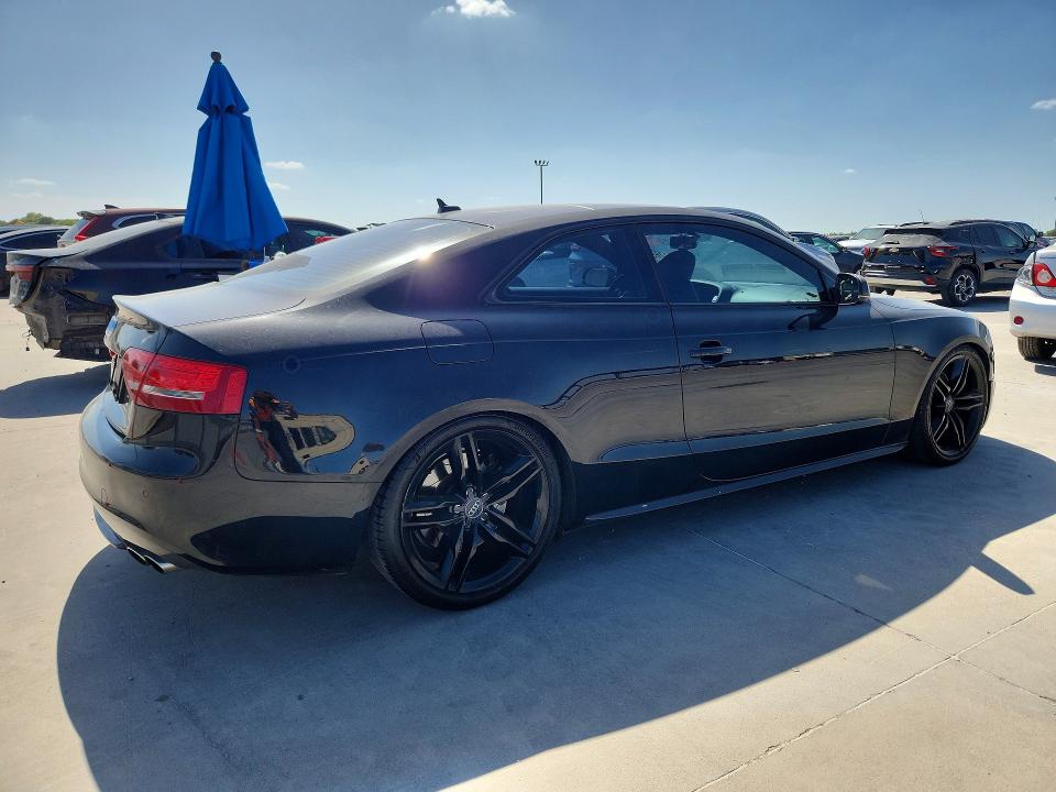 Продажа на аукционе авто 2010 Audi S5, vin: WAUVVAFR8AA084239, номер лота: 65176586