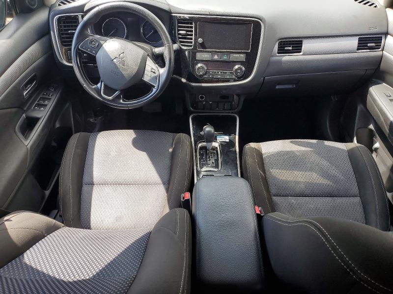 Продаж на аукціоні авто 2020 Mitsubishi Outlander, vin: JA4AZ3A35JZ040327, номер лоту: 65650156