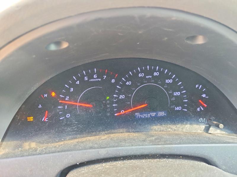 66657496 :رقم المزاد ، 4T1BF3EK3AU520797 vin ، 2010 Toyota Camry مزاد بيع