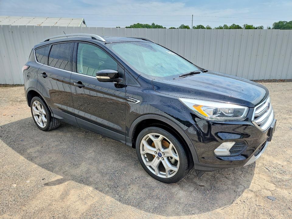 Продажа на аукционе авто 2018 Ford Escape, vin: 1FMCU9J95JUB37234, номер лота: 64493216