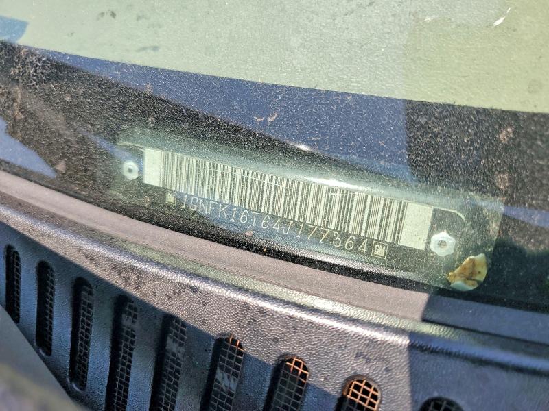 63261256 :رقم المزاد ، 1GNFK16T64J177364 vin ، 2004 Chevrolet Suburban مزاد بيع