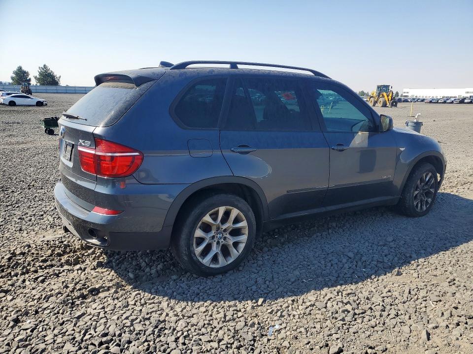 66472746 :رقم المزاد ، 5UXZV4C58BL740984 vin ، 2011 Bmw X5 مزاد بيع