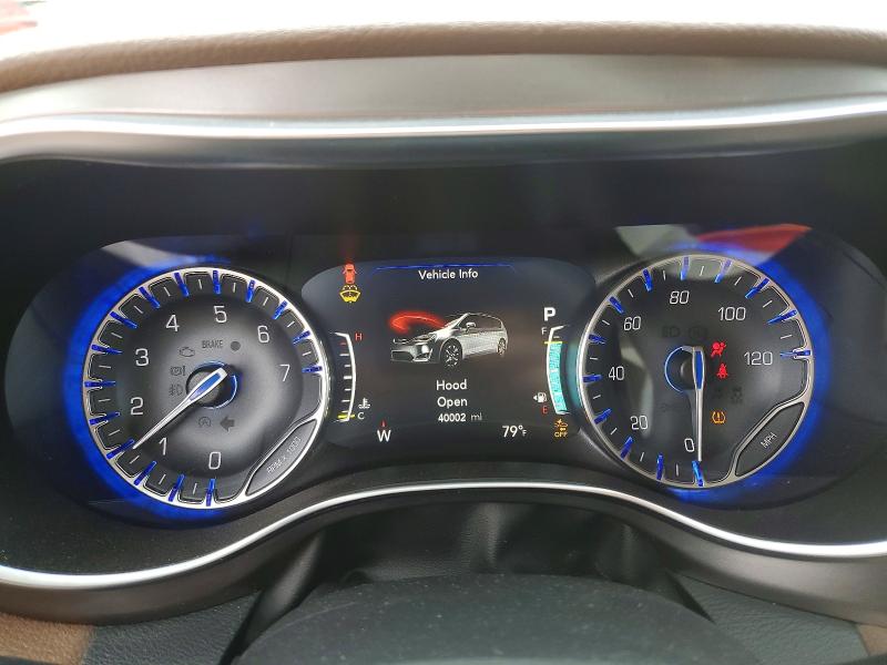 Продажа на аукционе авто 2017 Chrysler Pacifica, vin: 2C4RC1GG3HR747889, номер лота: 63841376
