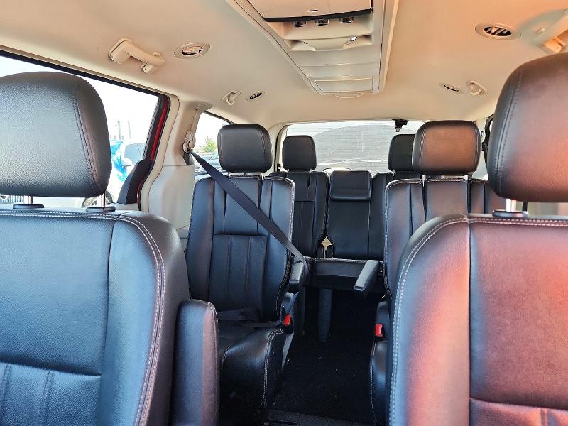 63251596 :رقم المزاد ، 2C4RC1BG6CR196146 vin ، 2012 Chrysler Town & Country مزاد بيع