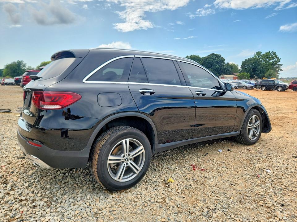 64493206 :رقم المزاد ، W1N0G8EBXMF875750 vin ، 2021 Mercedes-benz Glc مزاد بيع