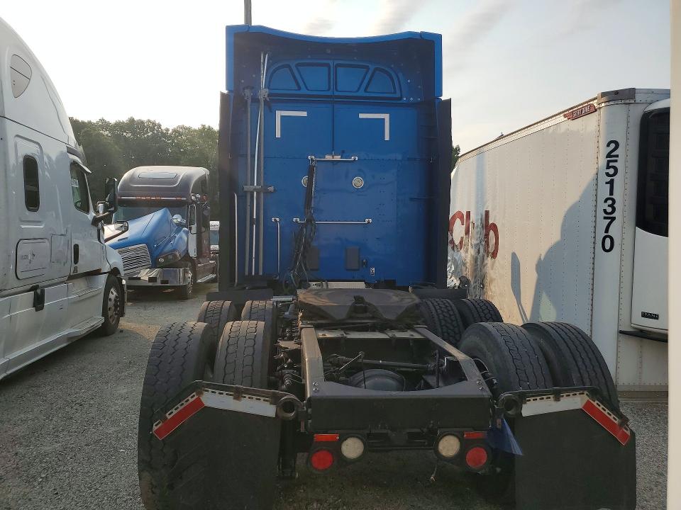 60614776 :رقم المزاد ، 1XPBDP9X9JD489528 vin ، 2018 Peterbilt 589 مزاد بيع