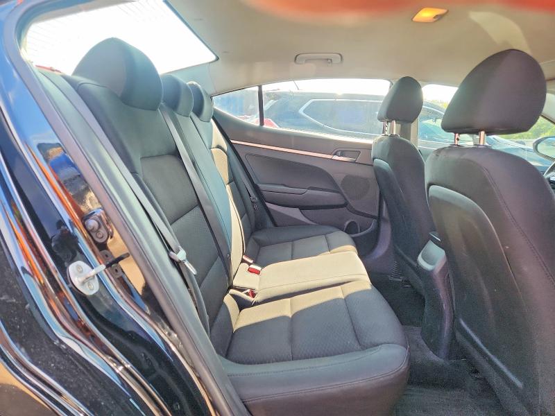 64277786 :رقم المزاد ، 5NPD74LFXKH473690 vin ، 2019 Hyundai Elantra مزاد بيع