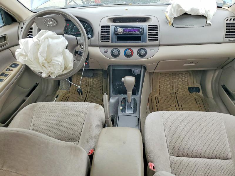 2004 Toyota Camry მანქანა იყიდება აუქციონზე, vin: 4T1BF32K74U571504, აუქციონის ნომერი: 66943926