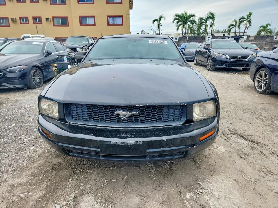 Auction sale of the 2008 Ford Mustang, vin: 1ZVHT80N085147189, lot number: 63877556