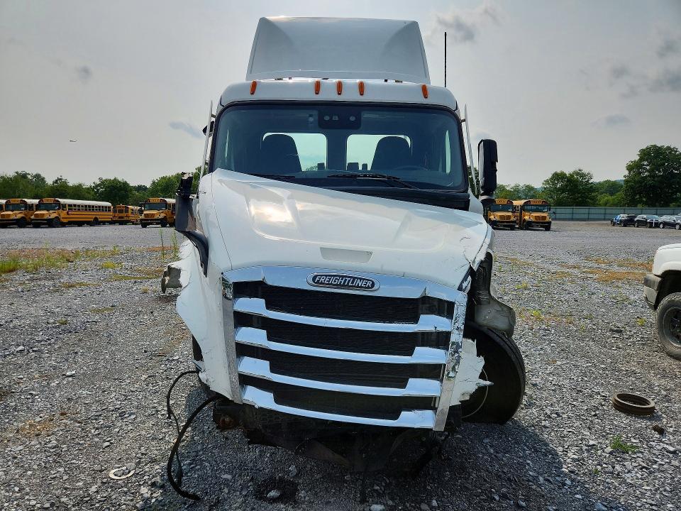 Продаж на аукціоні авто 2025 Freightliner Cascadia 116, vin: 3AKJHTDV1SDVL0260, номер лоту: 65355676