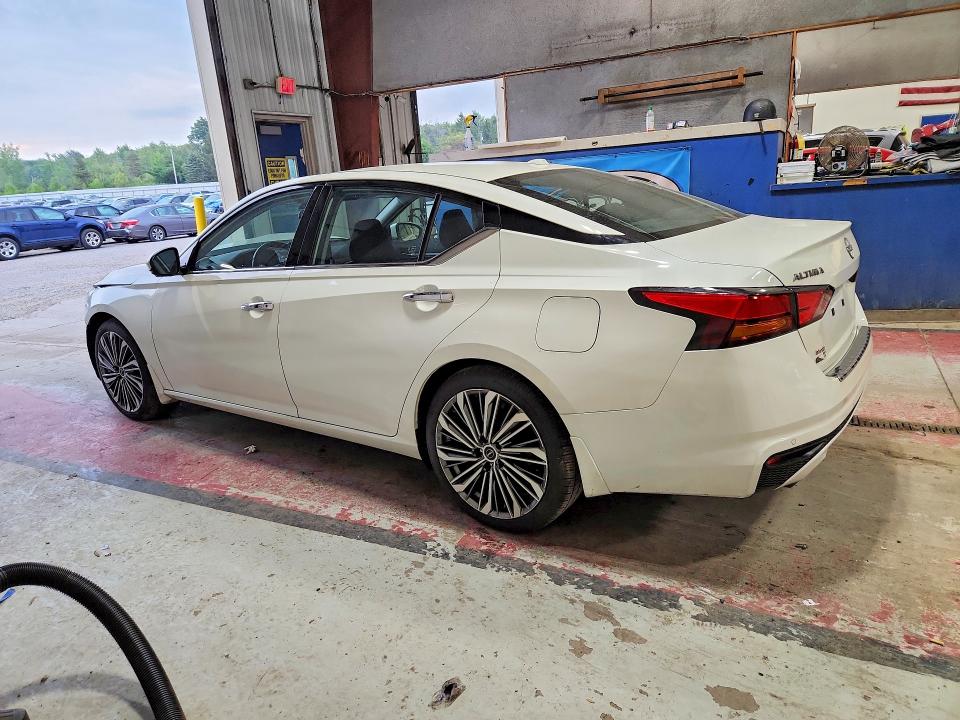 Auction sale of the 2023 Nissan Altima, vin: 1N4BL4EV4PN356708, lot number: 63609756