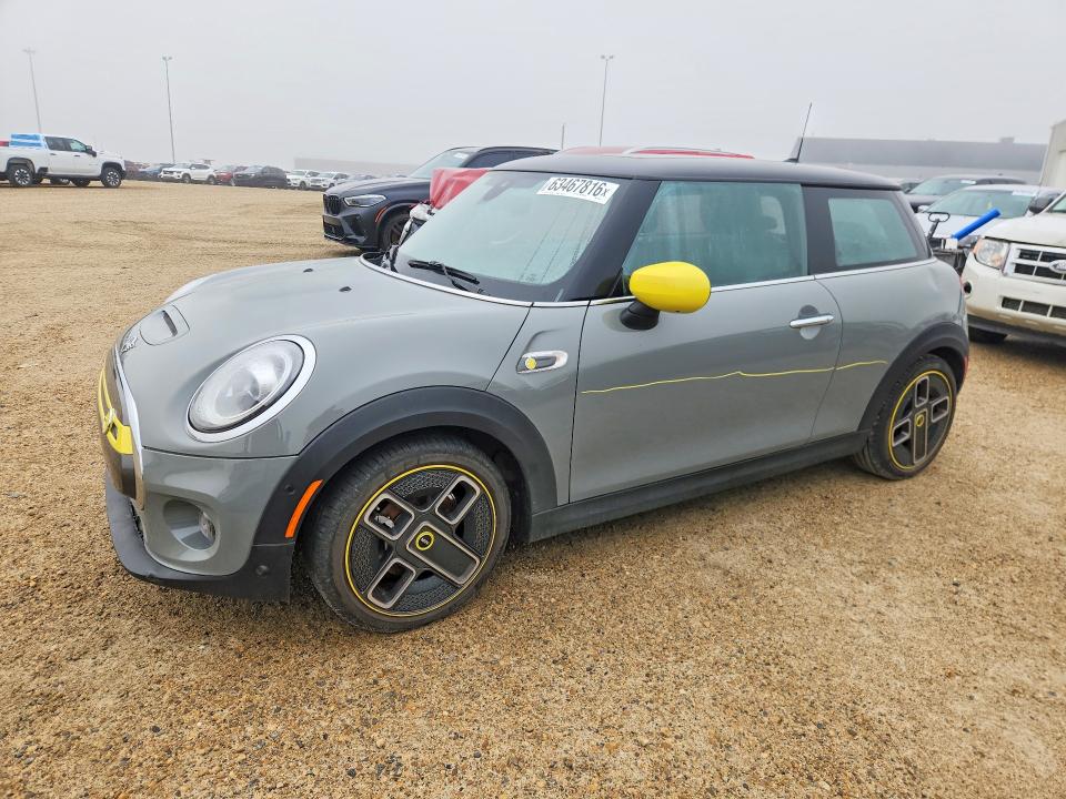 Продаж на аукціоні авто 2021 Mini Cooper, vin: WMWXP3C08M2N51467, номер лоту: 63467816